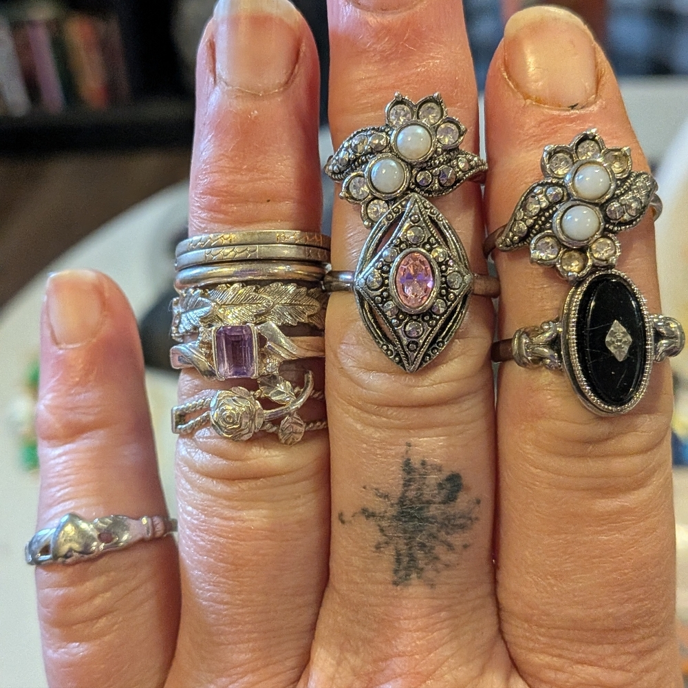 25 Vintage AVON rings lot Gold and Silver Tone and Stones